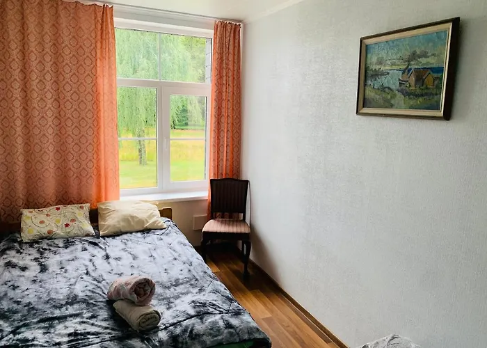 Delta 7 Two Big Beds